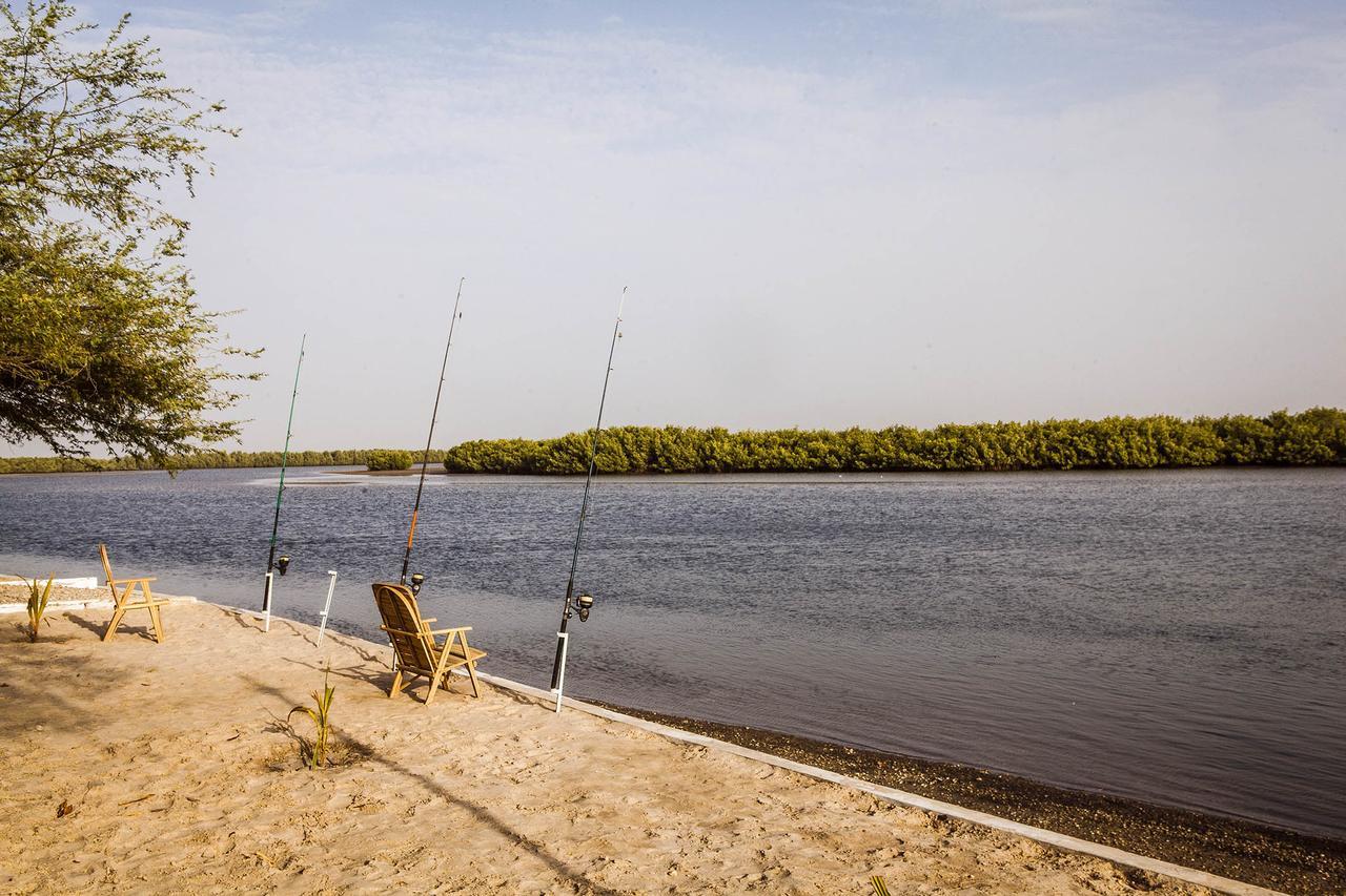 Les Barracudas Sokone Buitenkant foto